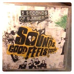 5SOS SOUNDS GOOD FEELS GOOD ALBUM/CD